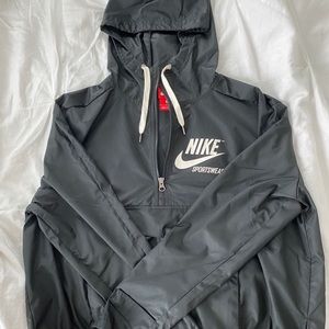 Nike windbreaker quarter zip